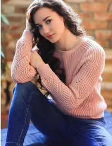 Elite escort service in Sikandra Rao for home and hotel visits